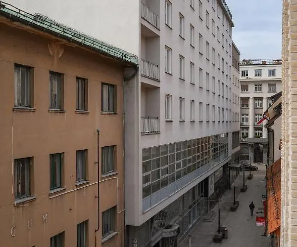 Apartment Castle View Luxury